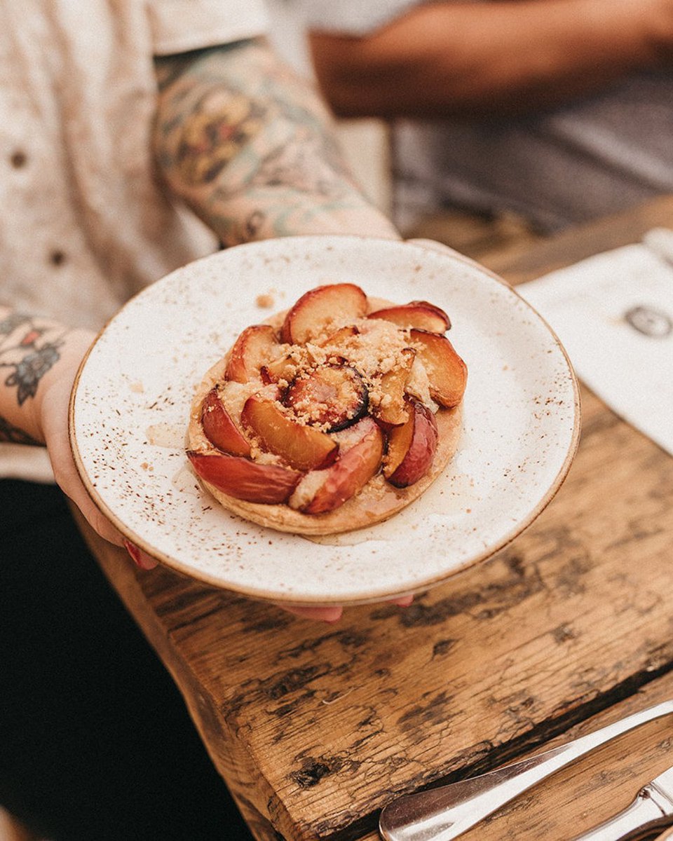 MODERN ADVENTURE tweet media