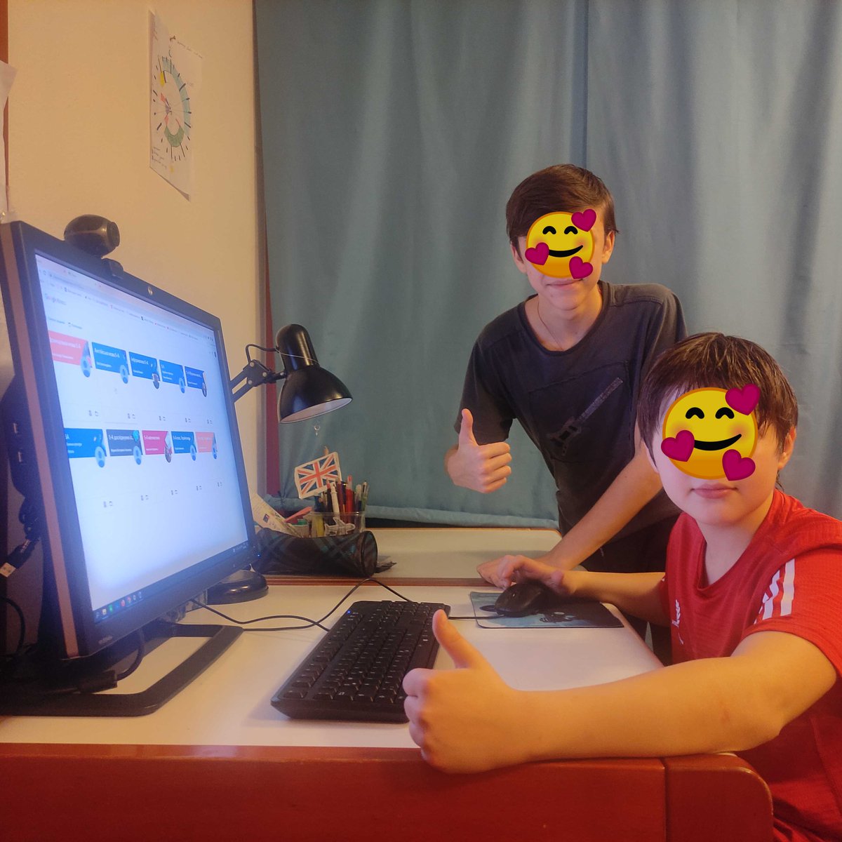 PCsfueralle's tweet image. Mach mit und hilf uns, die digitale Kluft zu überbrücken. Jeder PC zählt! pcsfueralle.at 

wäre toll, wenn sich ein paar von euch bereit finden, den obigen Satz in ihre Beschreibung auf Twitter aufzunehmen und/oder zu retweeten. Danke
@Kalo_Kathi @sebawern #pcsfueralle