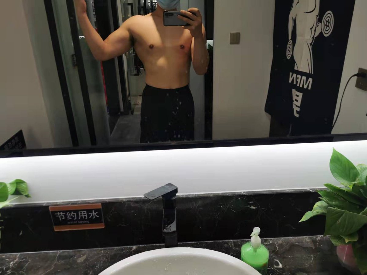 oliver70617469's tweet photo. 今天的第三次了 不知道怎么回事。。 https://t.co/VOZ4l8gZRf