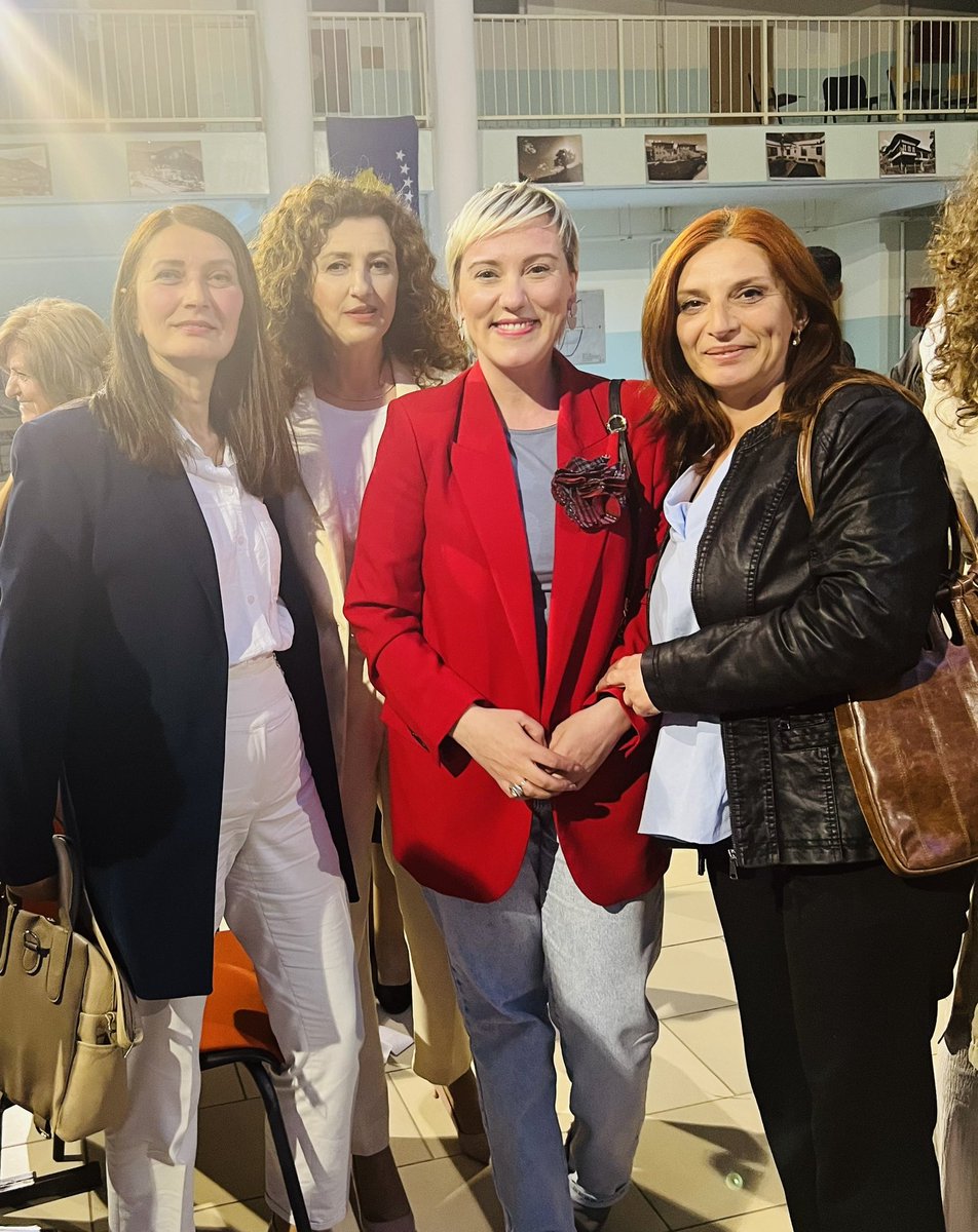 HalimiSibel's tweet photo. LDK ju dëgjon!
Gjakovë❤️ https://t.co/Qqq2Cu5uCr