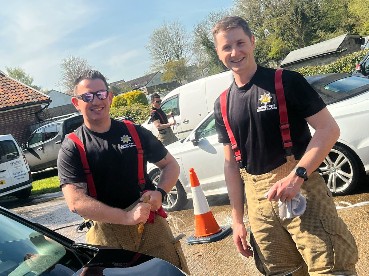 Our Charity car wash 🧽 is well underway at #Eye fire station… come and see us before 2pm to get your car washed by your local #firefighters and help raise funds for the #firefighterscharity who support firefighters 🚒 🔥 and their families here in #suffolk and across the UK 👍
