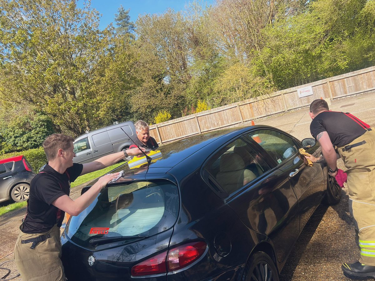 SuffolkFire's tweet photo. Our Charity car wash 🧽 is well underway at #Eye fire station… come and see us before 2pm to get your car washed by your local #firefighters and help raise funds for the #firefighterscharity who support firefighters 🚒 🔥 and their families here in #suffolk and across the UK 👍 https://t.co/Dj9ozb7idf