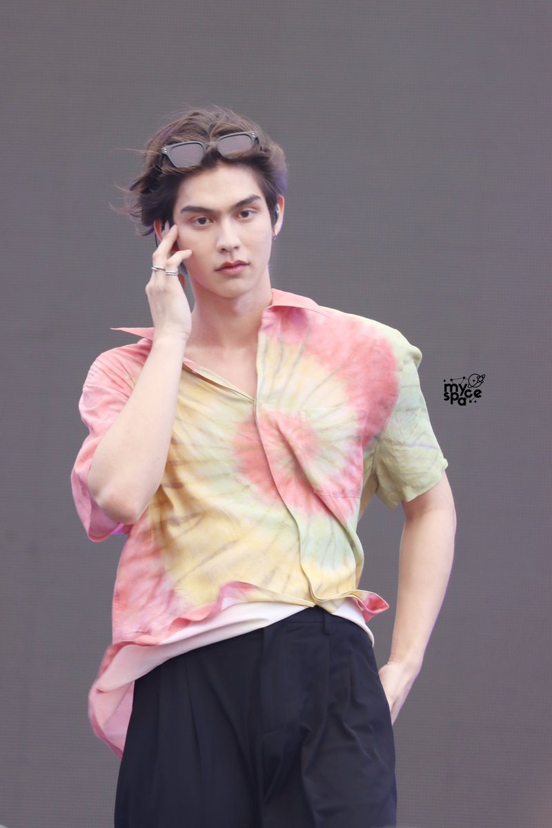brightpics_'s tweet photo. he looks so good🥺

 #ChangNanglayxBright #bbrightvc https://t.co/qxySDRzpoW