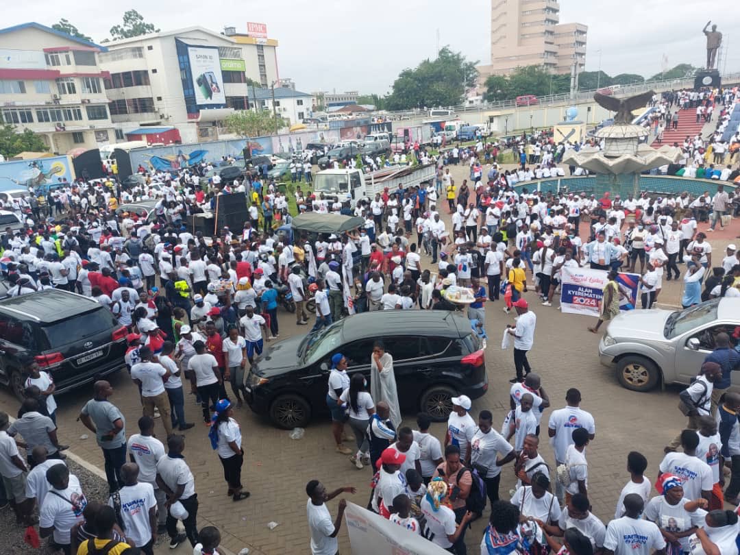 Beno SarkCess tweet media