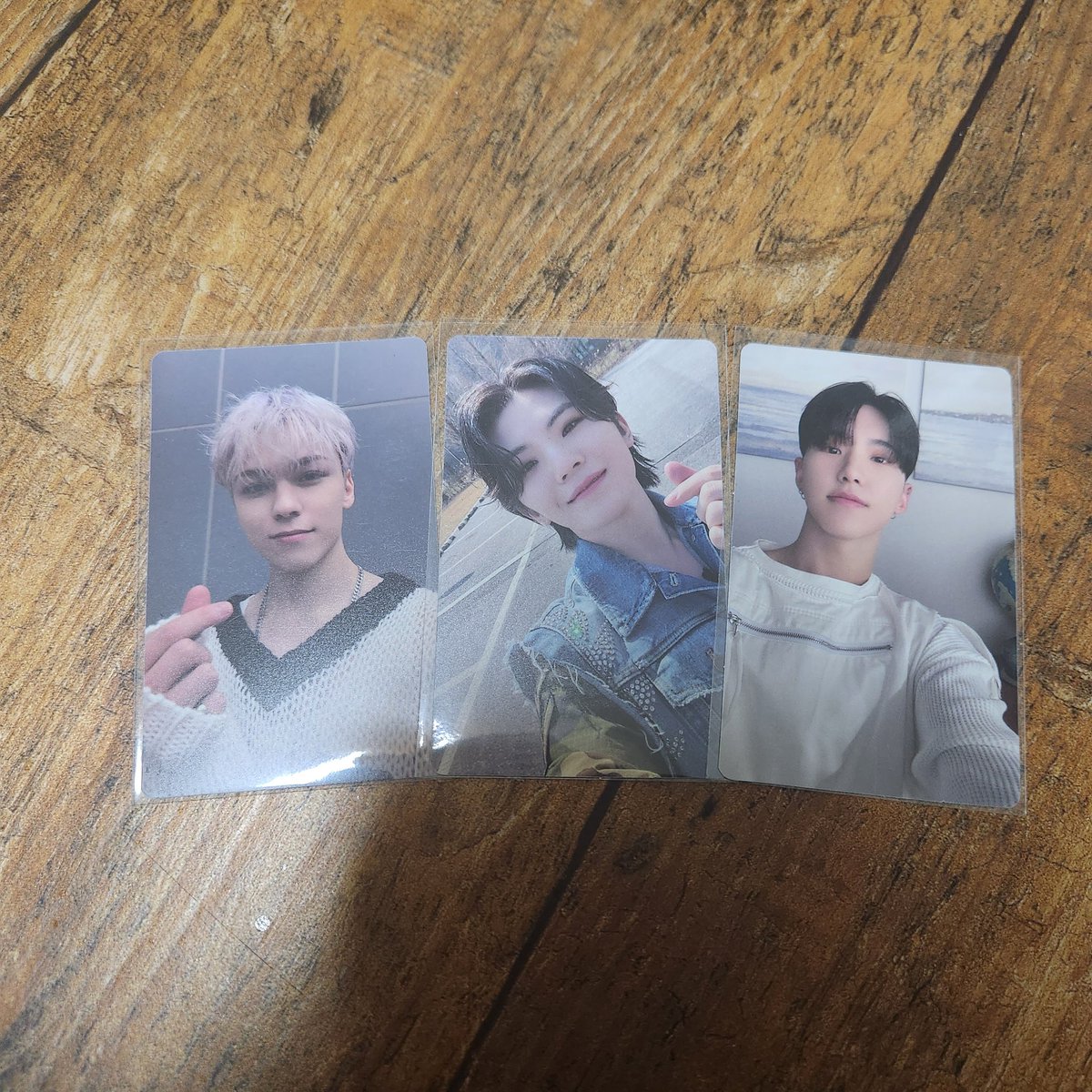 mypinkmalte's tweet photo. 엠투유 럭드 교환
저 : 호시, 우지, 버논
구하는거 : 디에잇, 민규

#세븐틴 #fml #교환 #엠투유 #럭드 #디에잇 #민규 https://t.co/nHIri4NZyb