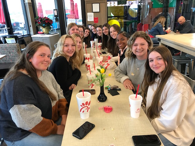 Our Panthers enjoyed a fun team dinner at <a href="/ChickfilA/">Chick-fil-A, Inc.</a> in Canton last night....Fuel for today's double-header in LaGrange, Oh. @PHSjungle23 <a href="/ThePHSnews/">PHS News</a> <a href="/PerryAthletics/">Perry Athletics</a>