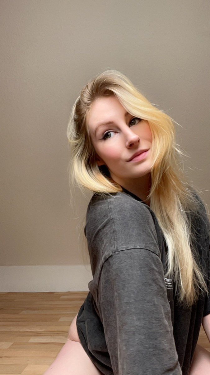 Vexdiff's tweet photo. Meine Haare hatten auf jeden Fall ein glow down (macht mich übel traurig) https://t.co/oEJJC3v4fP