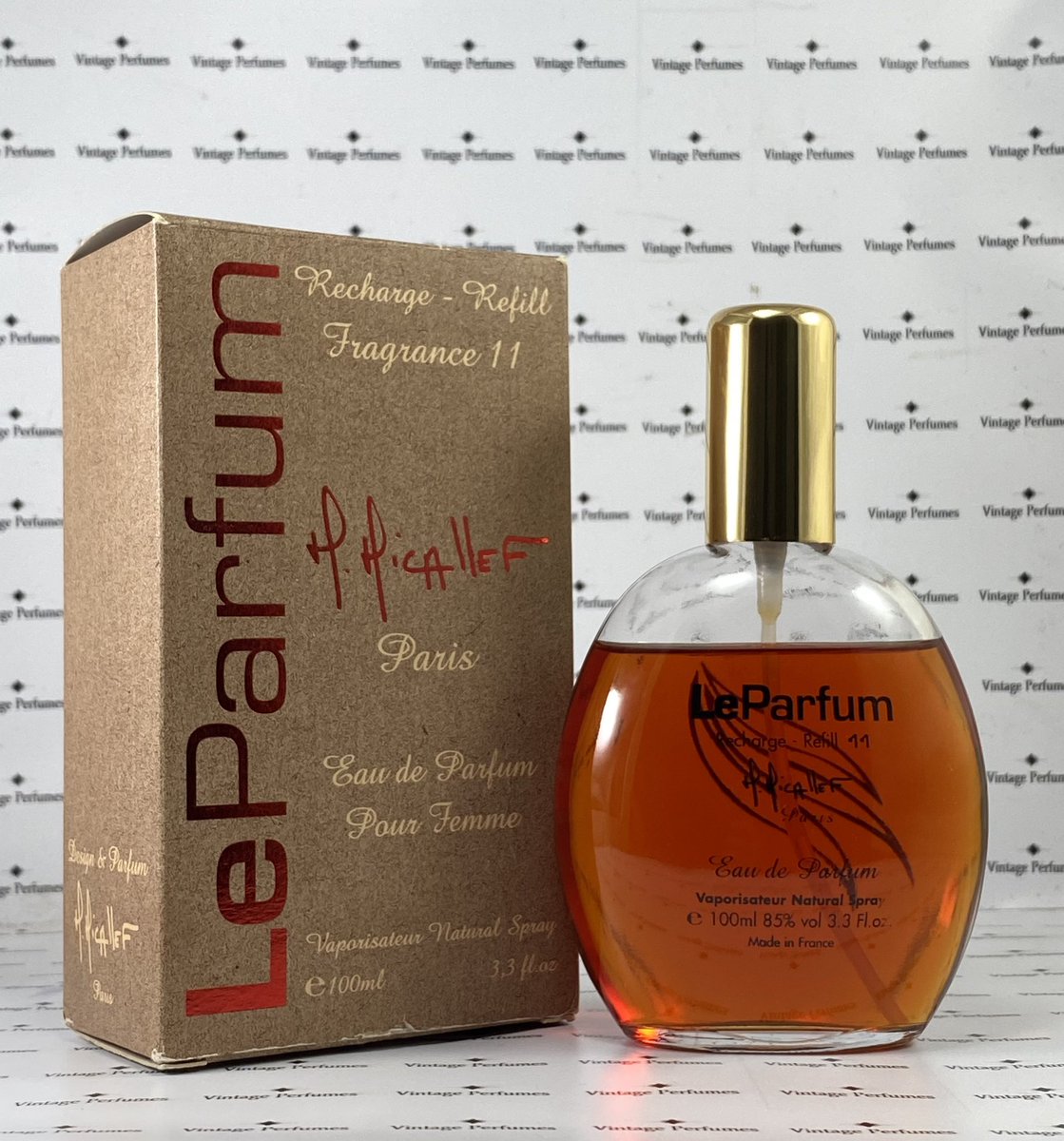 vinperfumes's tweet photo. تتكفل المسافات بالصمت!!
ويتكفل العطر بالحديث🍂

Le Parfum 11 by M. Micallef- 2009
(for Women)

#رابطة_عشاق_العطور #عطور_قديمة #عطور_نادرة #عطور_غوتشي #جل_ساندر #جل_ساندر_سينت #غوتشي_نوبل #عطر_روما #vintage_perfumes #vinperfumes #vintageperfumes https://t.co/6Ktucpa0pp