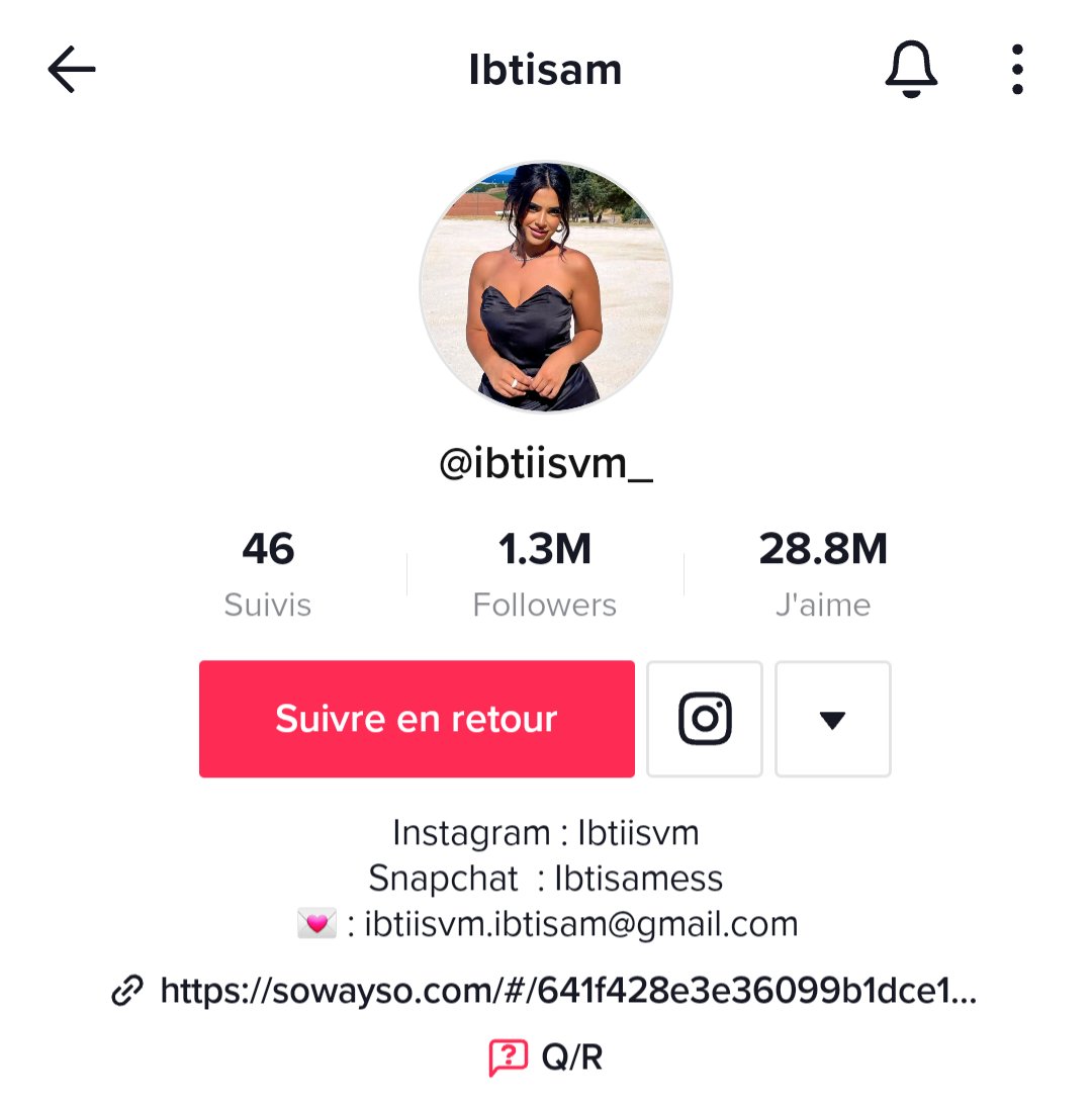 13014_H's tweet photo. Je suis actuellement sur mon tiktok et je vois ibtisem qui c'est abonné à moi sur tiktok je suis choquée https://t.co/SiHtX46yFY