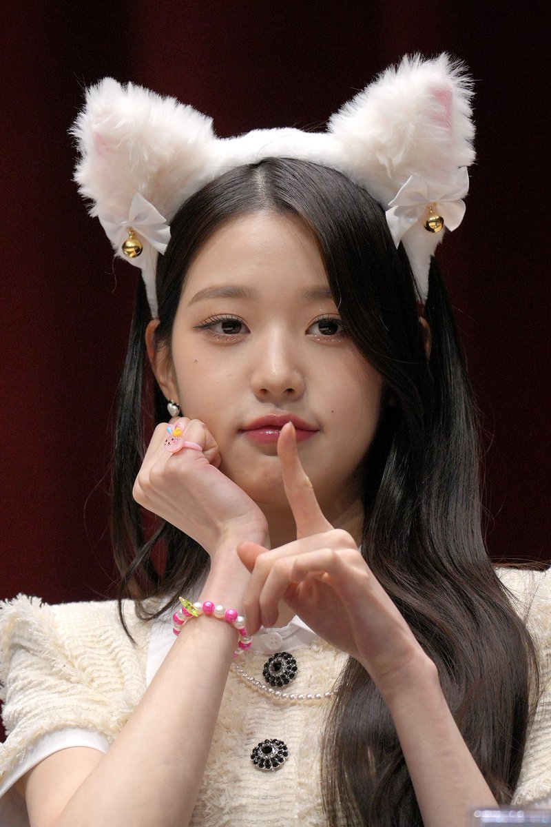 Ayano_WonYoung's tweet photo. 오늘의 공주님

#IZONE #IVE #원영 #장원영 #ウォニョン #WONYOUNG #갓기 https://t.co/ZxG7IuDSi5