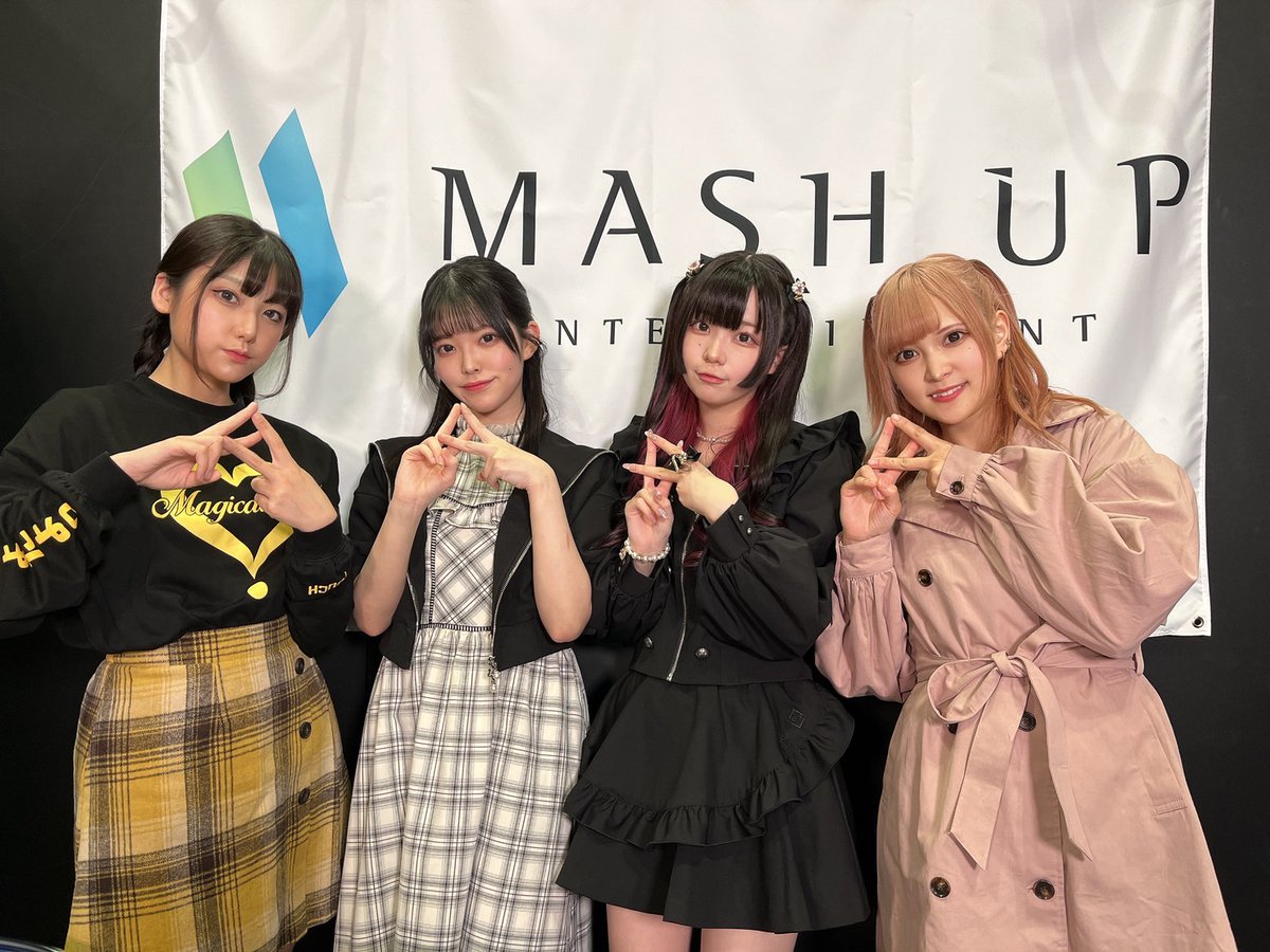 本日はニコニコ超会議へお越しいただき、生配信をご視聴いただきありがとうございました✨

番組内でも告知いたしましたが、5月3日に続き5月17日にもライブ出演が決定しております🎤
情報解禁の都合上お伝えが先になりますので、続報お待ち下さい🔊