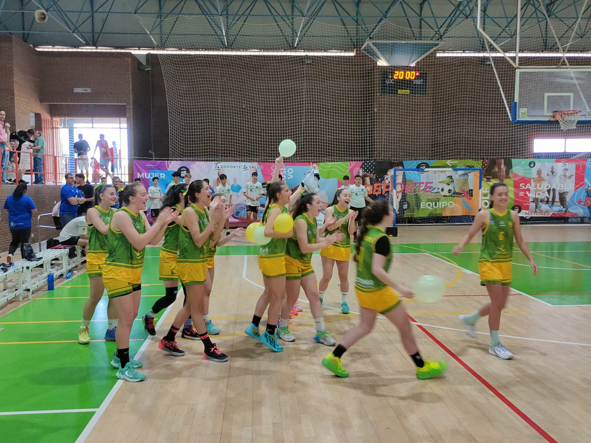 FExB's tweet photo. #TIEMPODEFINALES @FExB @DXTextremadura 

Y el Campeón de Extremadura CADETE FEMENINO ORO es el
@CBALQAZERES @PetroGoldExt 

¡Muchas felicidades chicas!
#teproponemosbaloncesto
#DeporteResponsable https://t.co/97IJDrO46S