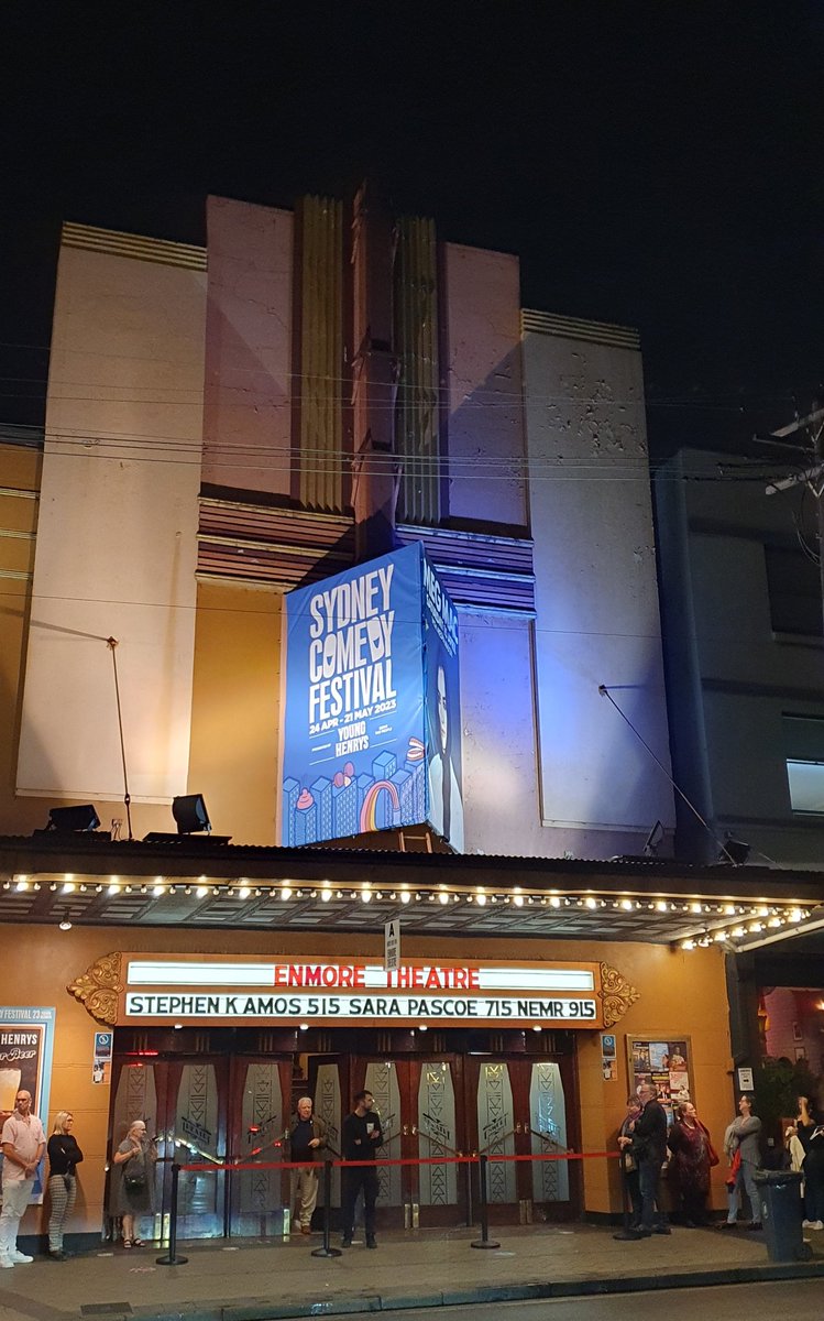 Joinau's tweet photo. @sarapascoe Thank you for a wonderful night of comedy. https://t.co/2Wvgfrwl60