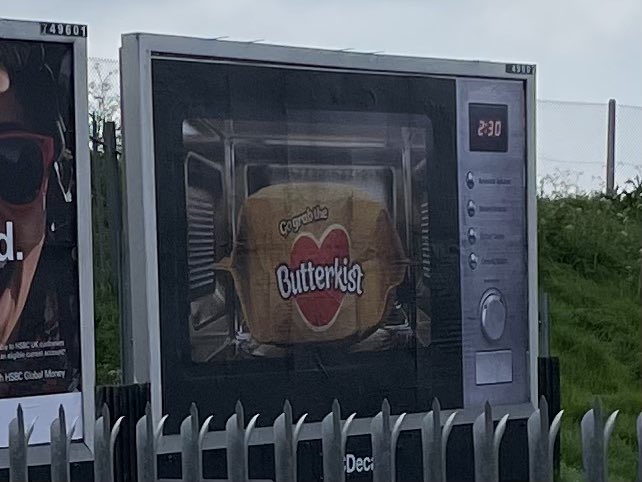 Tim_Harvey's tweet photo. My favourite #OOH advert of 2023, works brilliantly on classic and digital billboards, literally popping out the frame. Bravo @ButterkistUK 🍿👏 https://t.co/LR7wSMLqeQ