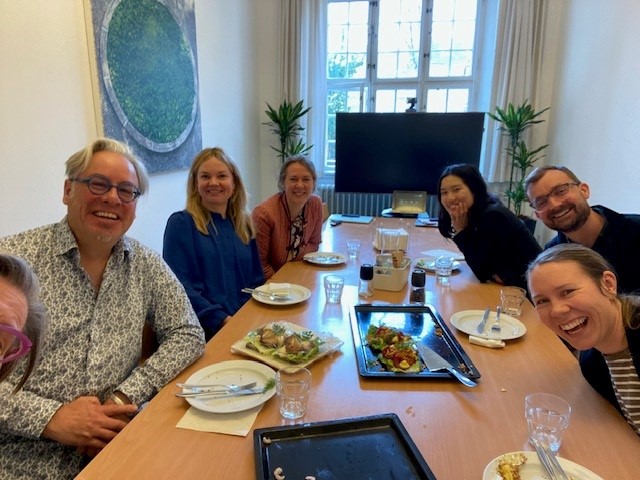 kentbuse's tweet photo. Thanks to lovely people at the Danish National Institute of Public Health for lunch &amp; interaction on healthy societies, commercial determinants of health &amp; the increasingly popular health policy cube - would liked to have had more time to discuss Health-In-All-Policies Governance https://t.co/8aWrKfWbYQ