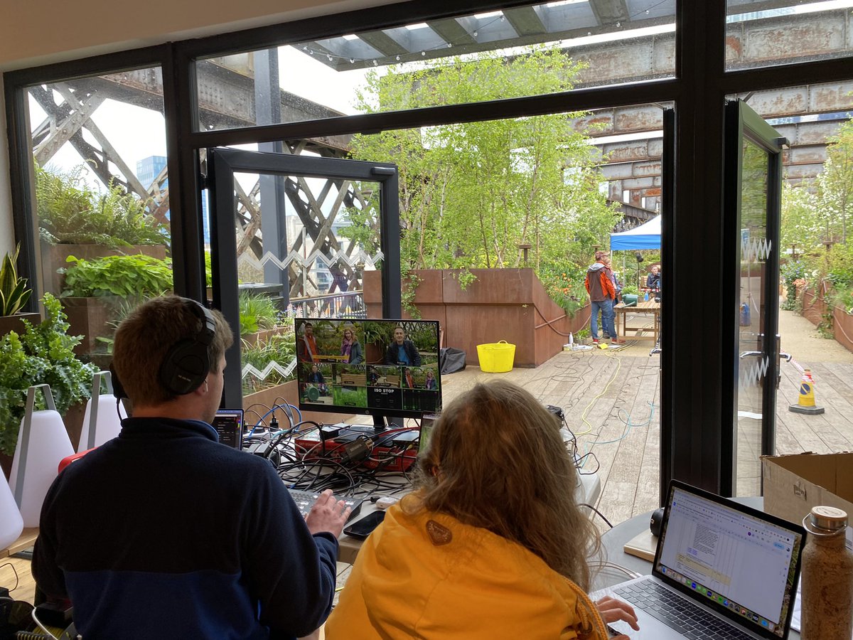 clara_steiner's tweet photo. On set at the #WildWeekender 🎬 learn what you can do for nature this weekend in your local area 🦋🌸🐝 @wwf_uk @Natures_Voice @nationaltrust https://t.co/1qKdniTvgI