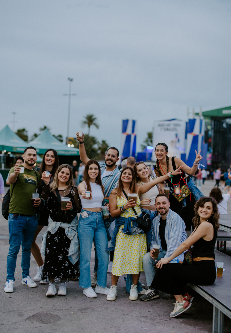 WARMupfestival's tweet photo. Empezar el finde así...🔝🔝🔝🔝

Apertura de puertas ➡️ 17:30h 

Recuerda que hoy podrás recoger tu pulsera de abono o tu entrada de sábado.

La entrada de domingo se recoge ese mismo día en La Fica 📌 https://t.co/t5IOV4wSR2