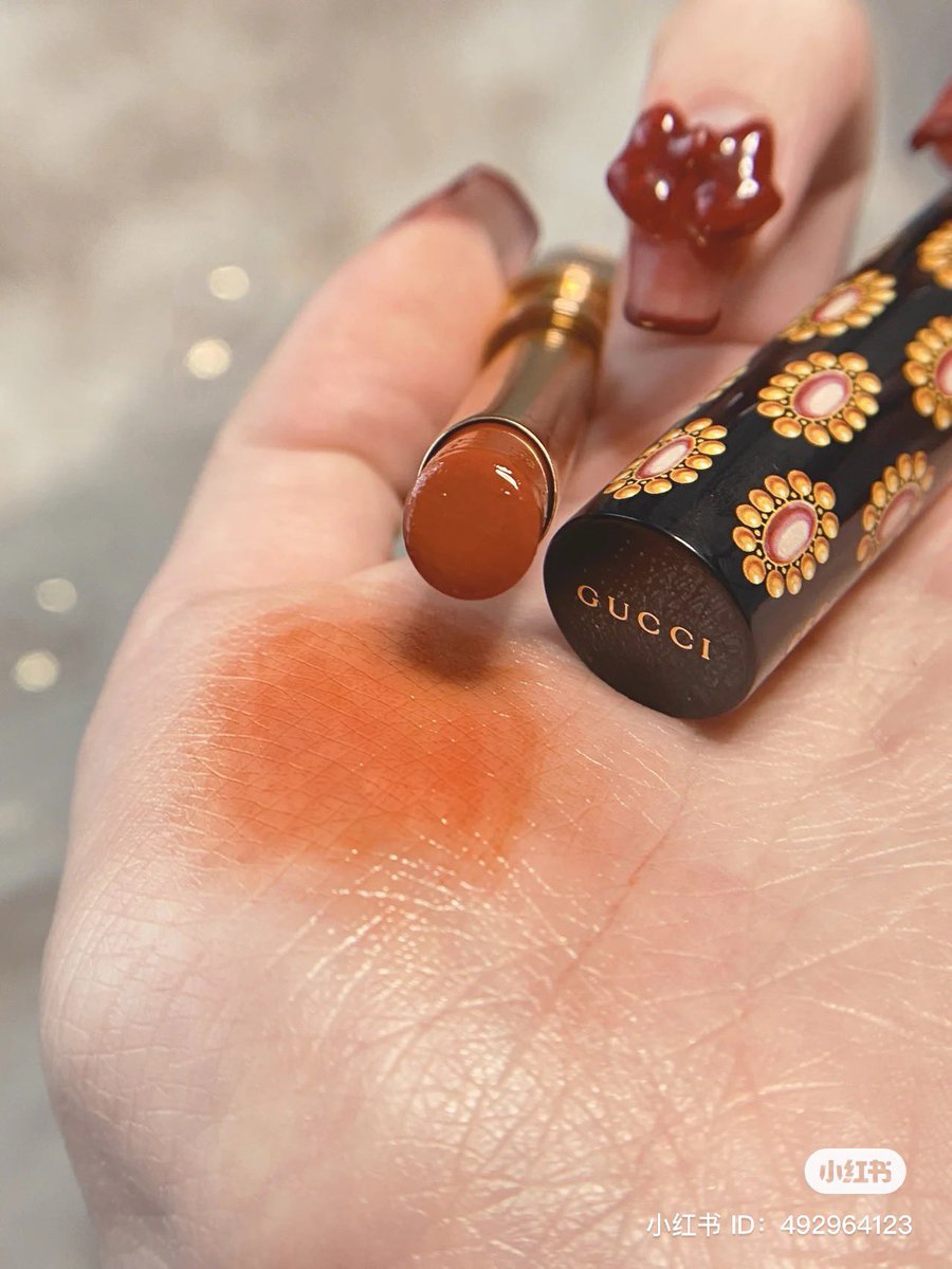 halloxkr_store's tweet photo. เปิดจอง 🍊 Gucci sheer lipstick #full_size สี 307 ; ปกติ 1700฿ ลดเหลือ 699฿ (ได้กล่อง) #prewithตุ้ย 0177
exp. 04-06/2024 (คละมา)
ลิปเนื้อ sheer ให้ความชุ่มชื่น ฉ่ำ ๆ ✨
Cf จำนวนได้เลยน้า ‼️ มีจำกัดนะค้าบ ‼️ https://t.co/bzeWnMs0id