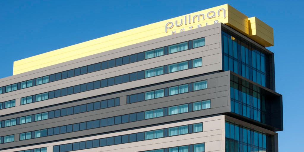 Pullman_Lpool's tweet photo. 𝙒𝙚 𝘼𝙧𝙚 𝙊𝙥𝙚𝙣!
We look slightly different outside Pullman Liverpool right now as we prepare for Eurovision, but we are still open for business!
Make sure to call our Pullman Restaurant, Bar &amp; Lounge this weekend.
#PullmanLiverpool #Eurovision2023 #Restaurant #Hotel #Travel https://t.co/p0sQX4yGzP