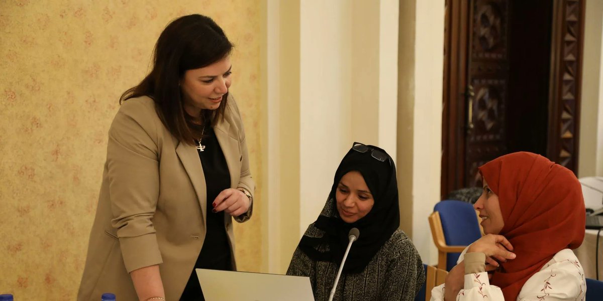 rorypecktrust's tweet photo. An encouraging media startup story from @RJayousi a female journalist from the #MiddleEast who recognised the critical need for independent media in the region. 

@IJNet   @MadrajMe 
 
https://t.co/3Czg7pEzFh https://t.co/emIikstjK0