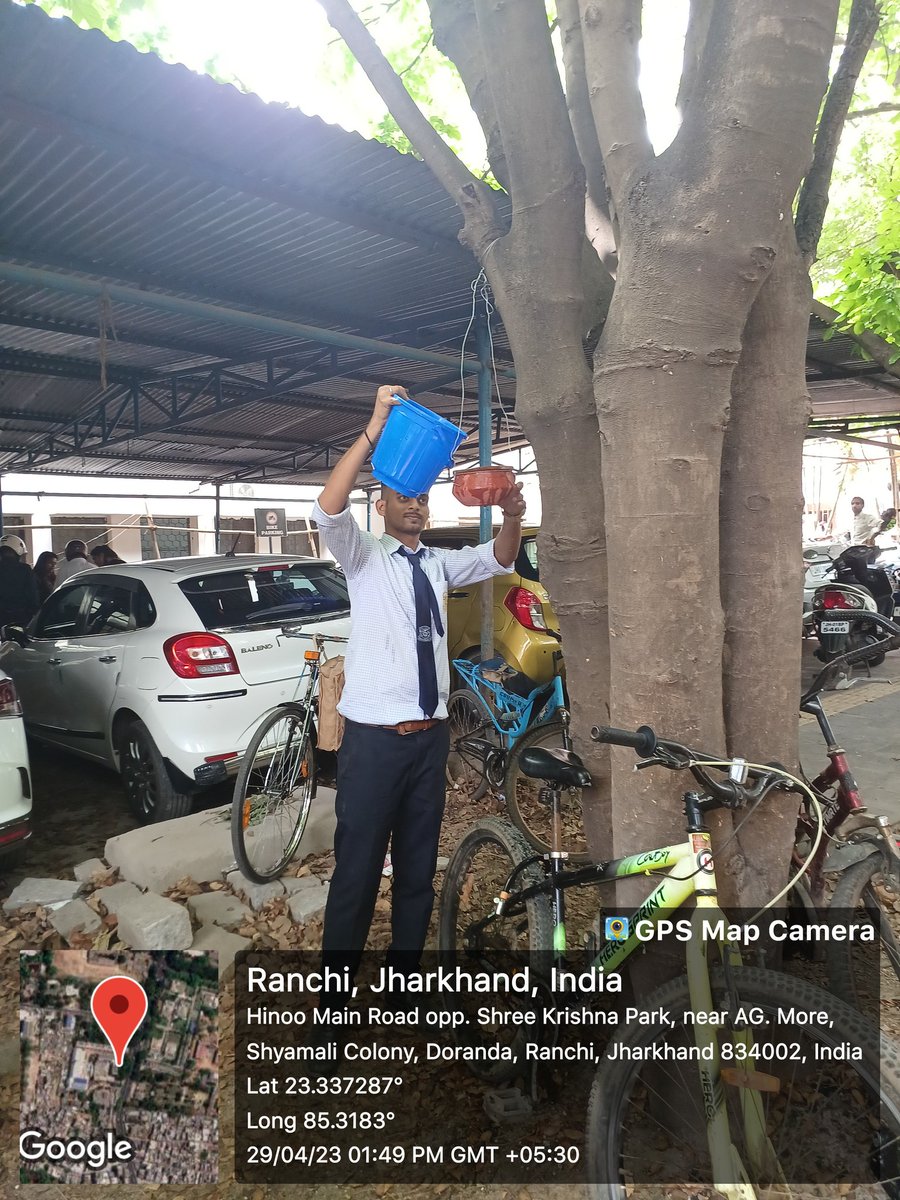 AmanKumar226's tweet photo. दिनांक 29/04/2023   पक्षियों के संरक्षण के लिए कॉलेज प्रांगण में जगह जगह पर पानी एवं खाने का पात्र लगाया । @_NSSIndia  @kamalkumarkar @YASMinistry @NisithPramanik @NSSRDPATNA @jhar_governor @NssDcrRanchi @NssRURanchi @AshaLakra79 https://t.co/mguMg8HVGp