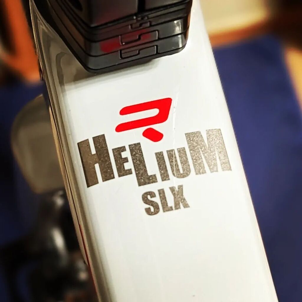 nor_cola's tweet photo. 今日から
#ridley #ridleybikes #ridleyhelium #forza #selleitalia #fsa #fizik #oneaer #michelin #cyclami #shimano #look #kmc #tripeak #garmin #recmount #ravemen #growtac #growtacequal https://t.co/W9l6Is7uk0 https://t.co/NRQ6crdZ6r