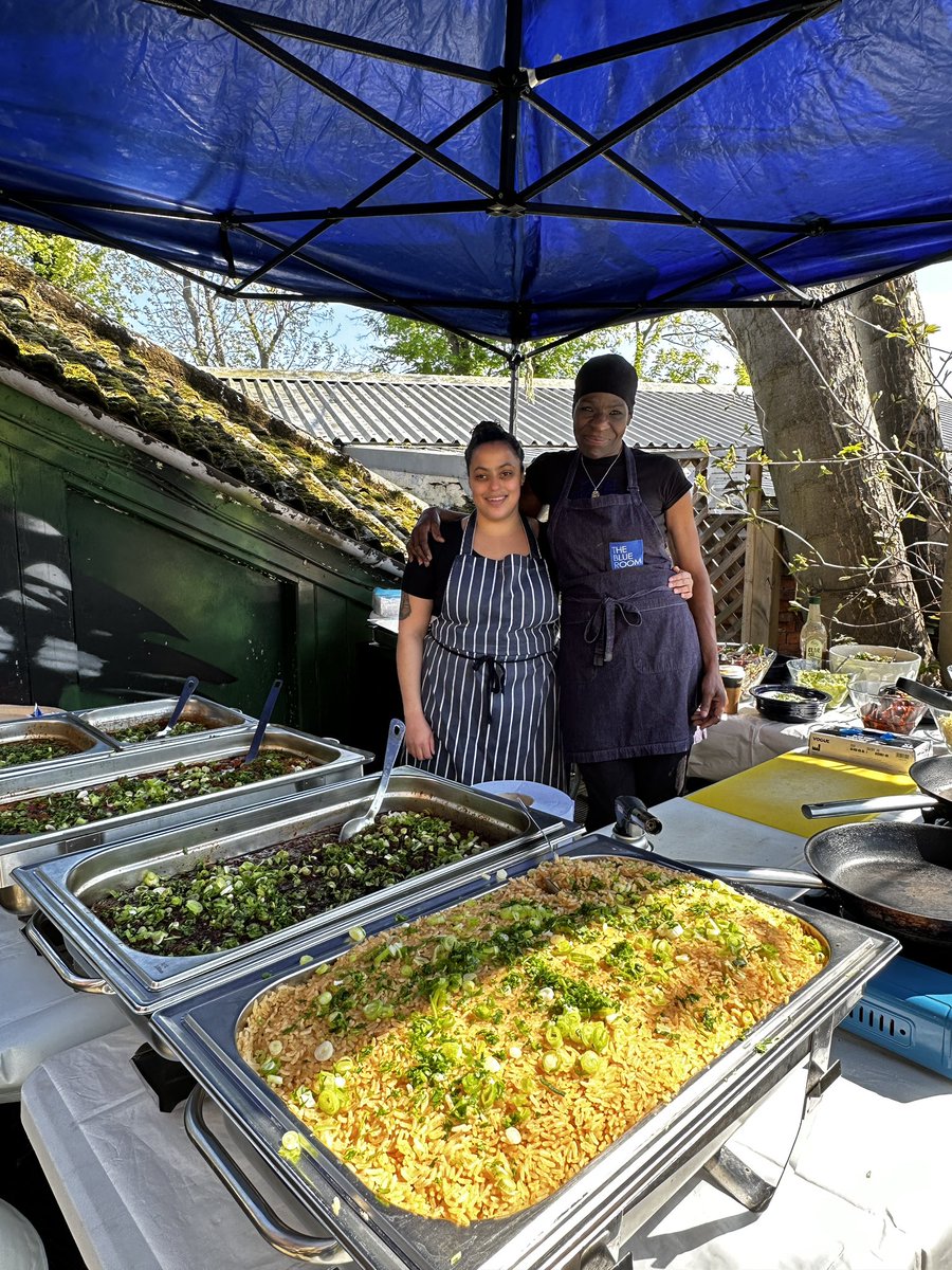 Treat yourself to some fabulous food today at the <a href="/CroftonGarden/">Crofton Park Railway Garden</a> from our friends at <a href="/blueroom0112/">The Blue Room</a> and come and talk to us about our local train service while you are here! 🚂 #community #croftonpark #catford
