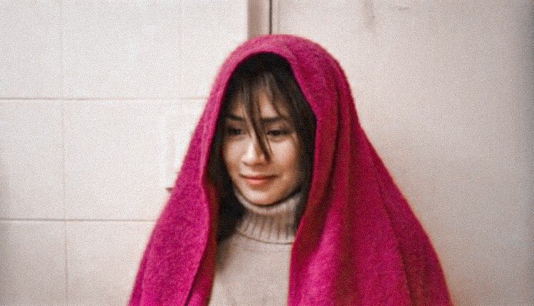 MerlionMatthew's tweet photo. There are a lot of things to be thankful today!

1. Fan ocean organizers are doing god's work
2. First peak of Tala ver 10.0
3. Mommy's not wearing braids

Ikaw, what are you thankful for today?

SARAH G LIVEonFIBA
POPSTAR ROYALTY WORLDCUP
@JustSarahG #SarahGeronimo https://t.co/UxT9qrPfdx