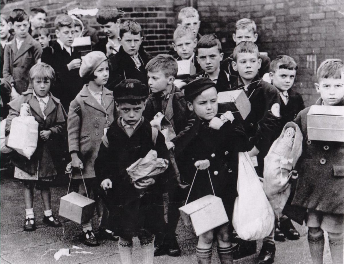 COMING SOON: 'Try This...' 40 keys for unlocking learning with imagination. 
Preorder: trythisbook.org/preorder-the-b…
Here is a sample key.