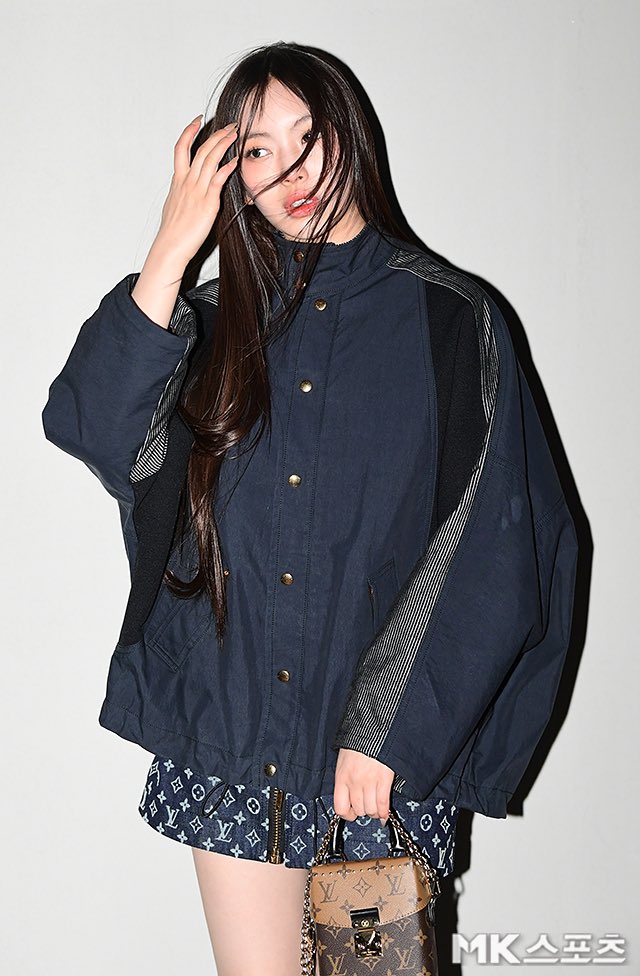 Fu4MHcmaQAEkDwY?format=jpg&name=medium