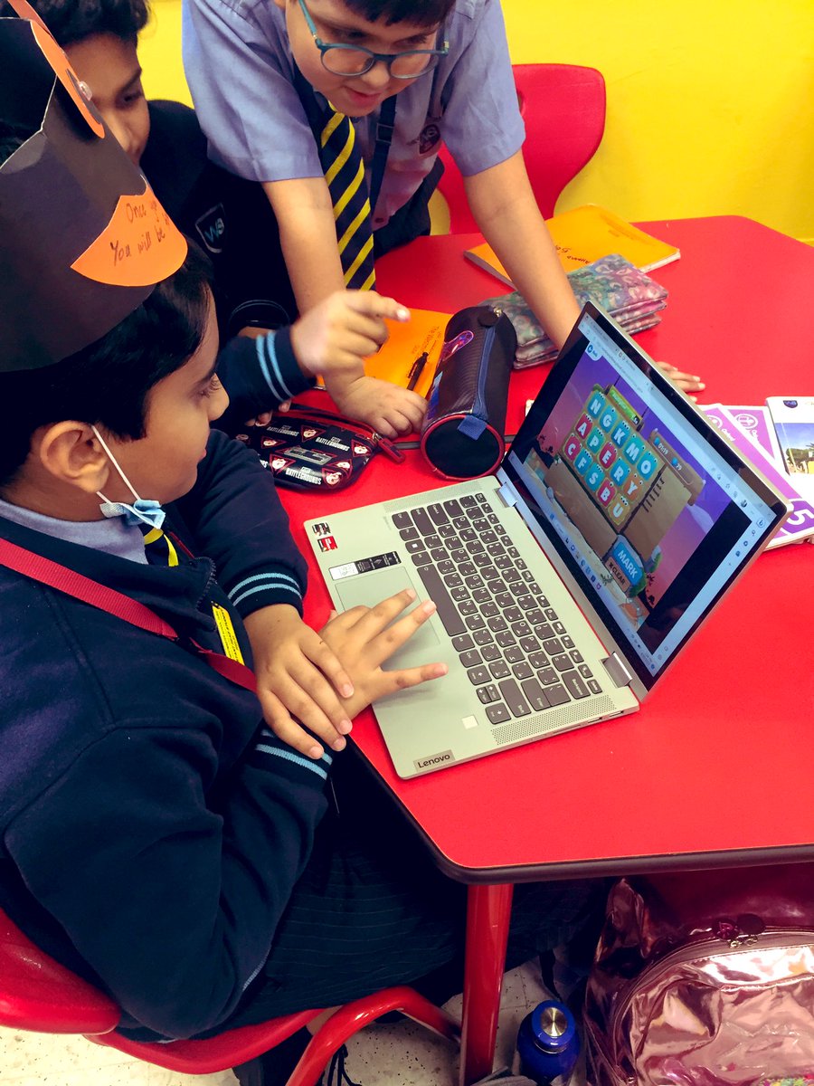 F1Tws's tweet photo. Culmination of Literacy Week in Year 5 with fun-filled activities: Hat Day, Vocabulary Building, DEAR activity, Reading &amp; comprehending using Achieve 3000 &amp; Literacy Planet...What an amazing week!!! @TwsVijaya @official_TWS @twsglaceia https://t.co/HApKkg2mJU