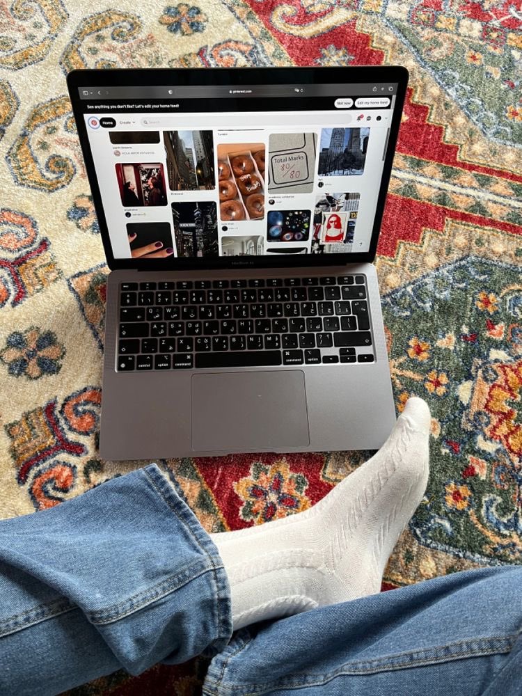 pradasunset's tweet image. saturday