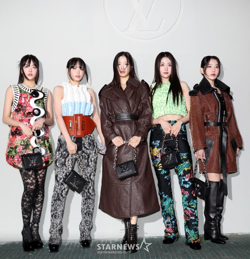 Fu4NBl1aMAAFcSF?format=jpg&name=medium