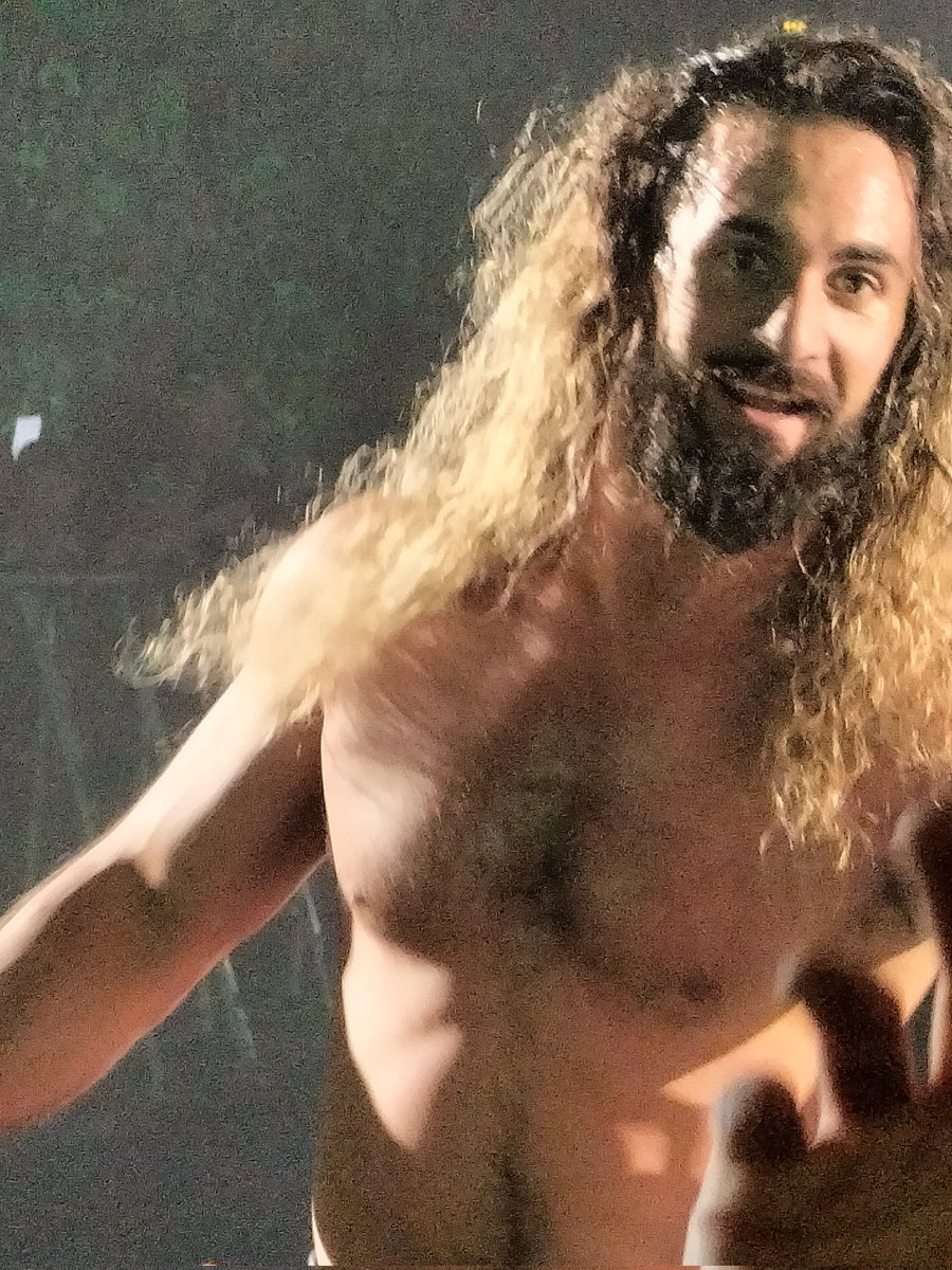 jane2787's tweet photo. @SethRollinsFans Some photos I got of @WWERollins at WWE Belfast https://t.co/B4R4qSdOsD