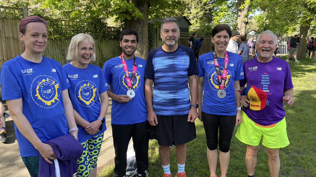 The big post London Marathon parkrun with no less than 6 of our regular runners turning out to enjoy the sunshine and over £7,000 raised for charitable causes! Marathon squad - we salute you! 🏃‍♂️🏃‍♀️🫡🫡👏