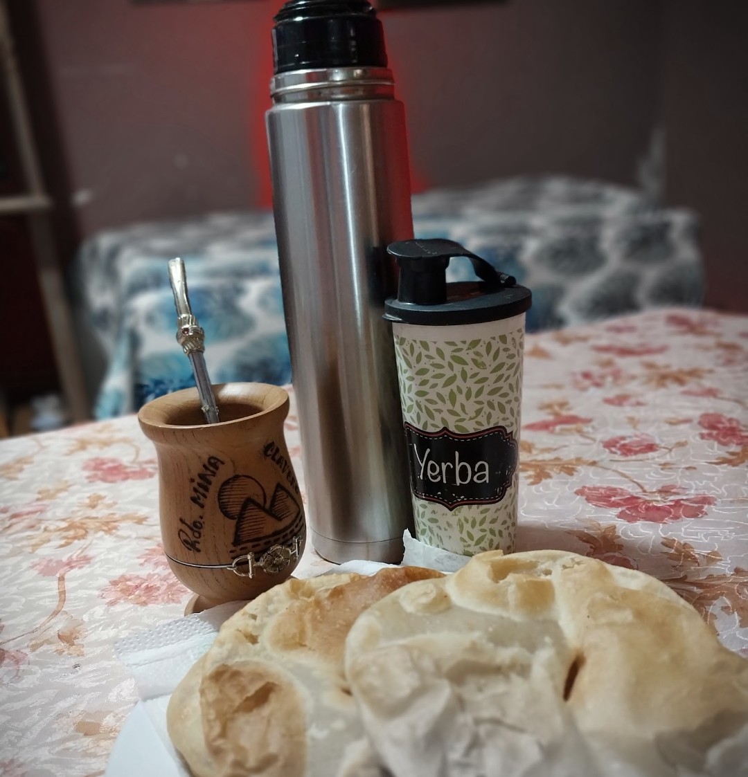 @#Este Finde BUEN DÍA!!!LOS SALUDAMOS DESDE PARQUE LELOIR, DISFRUTANDO DE ESTE LINDO SABADO LOS MIRAMOS SIEMPRE.SOMOS GABI Y SUSY 🥰🥰