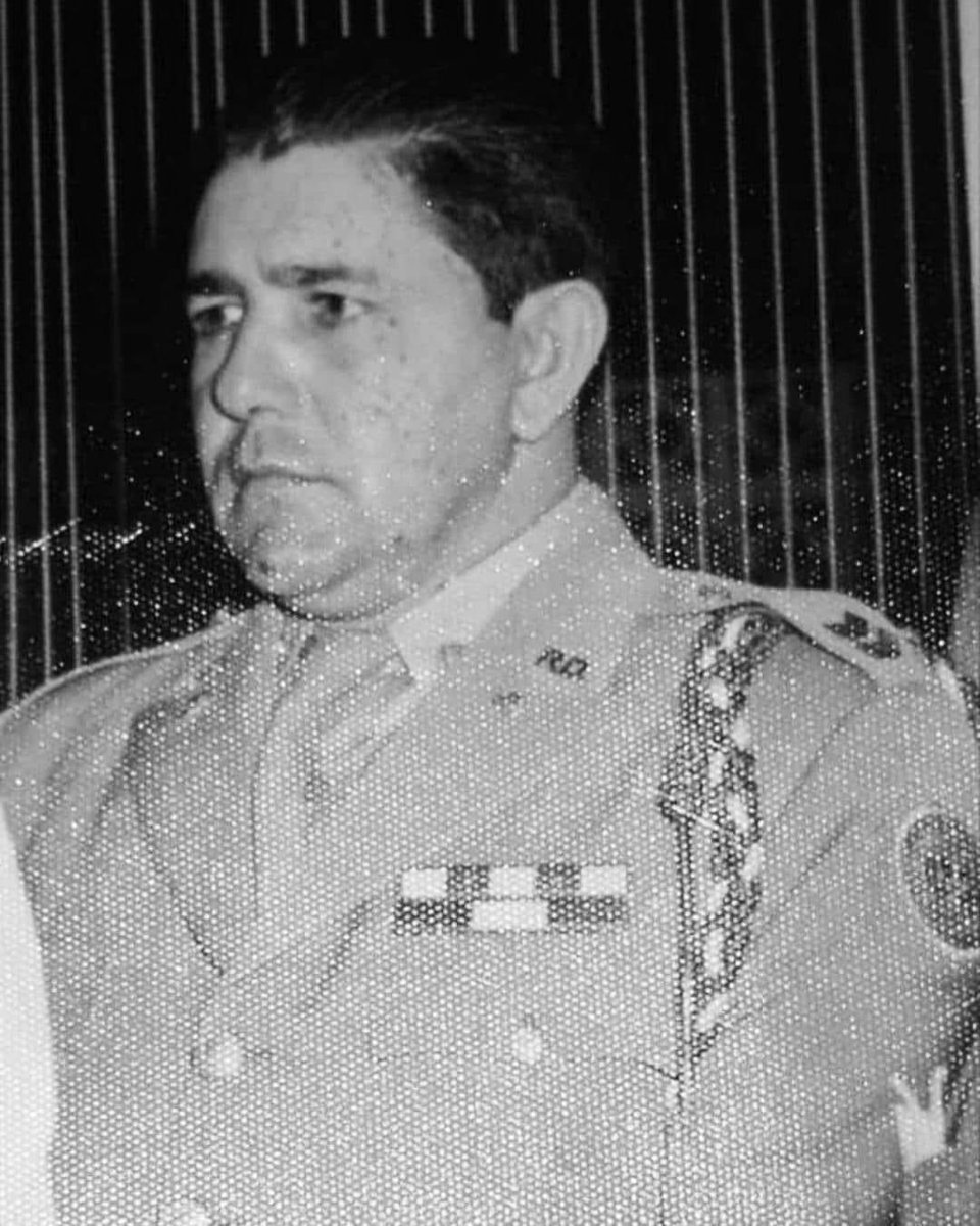 HISTORIAIMAGEN's tweet photo. ¡MI ABUELO!
Bienvenido Fausto Pantaleón Delgado.
Coronel -R- P.N. (1927/1977)
•••
Papi:
Tu ejemplo de amor, integridad, honradez y tu legado de hombre de bien, estarán siempre en mi corazón y mi vida.
Gracias papi por tanto que nos diste!!! https://t.co/beU0O0o10t