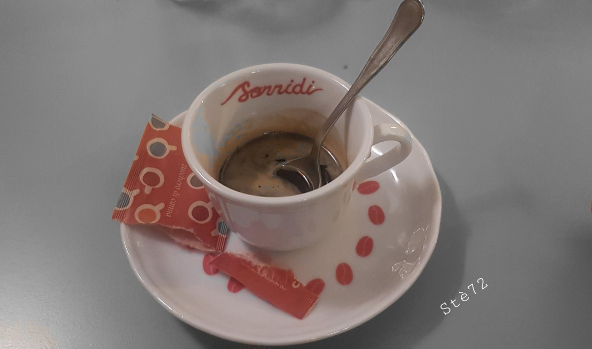 stefano00121's tweet photo. π Frase del giorno...
βNon smettere mai diΒ sorridere, nemmeno quando sei triste, perchΓ© non sai chi potrebbe innamorarsi del tuoΒ sorriso.β
(Gabriel Garcia MΓ rquez)
π· #ste72 https://t.co/nVd6wB00DG