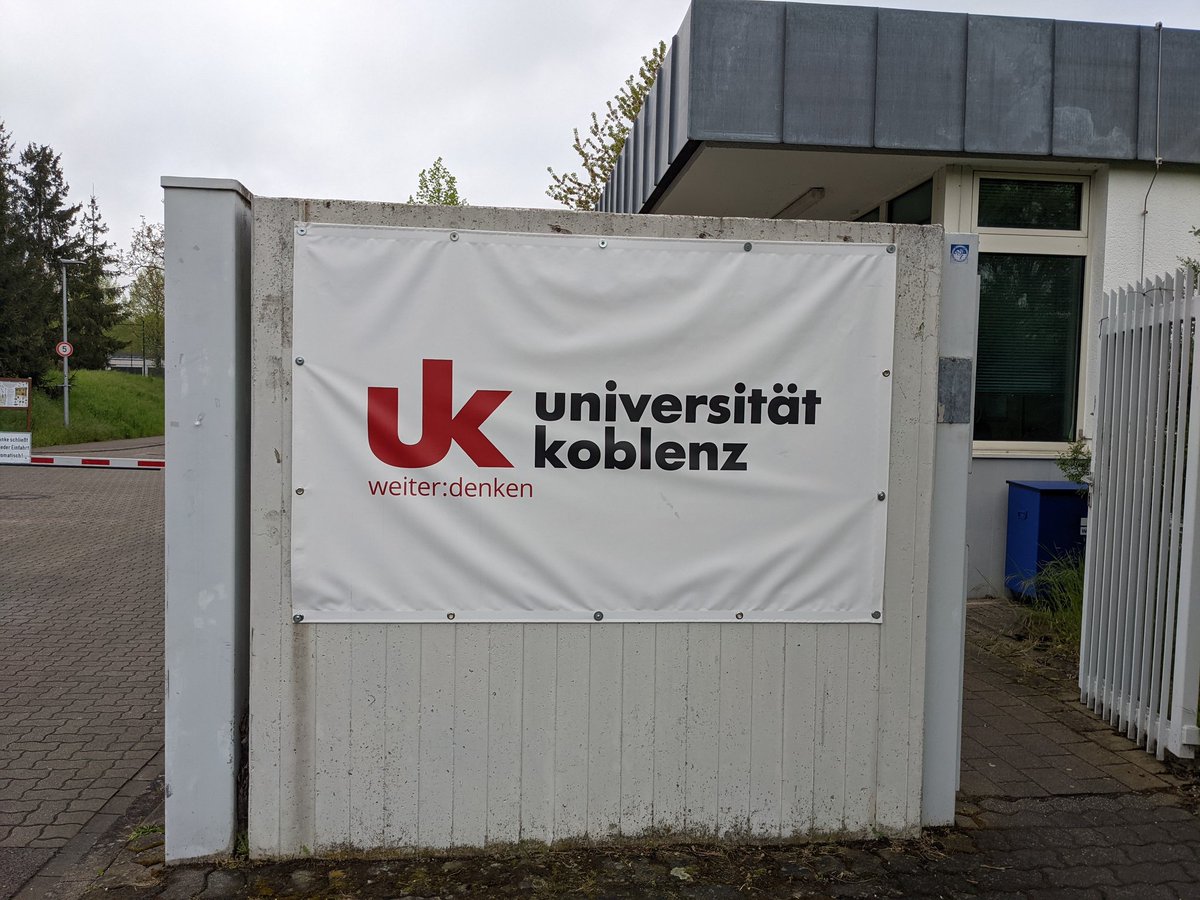 mathcitymap's tweet image. Heute und morgen sind wir für euch auf der #MNUTagung an der @unikoblenzde! Bei uns könnt ihr einen #Mathtrail ausprobieren und eure Fragen rund um #OutdoorMathematik stellen! Wir freuen uns auf euren Besuch 🔢📐➕
#iteachmath @MNU_BUND #koblenz #twlz #mint