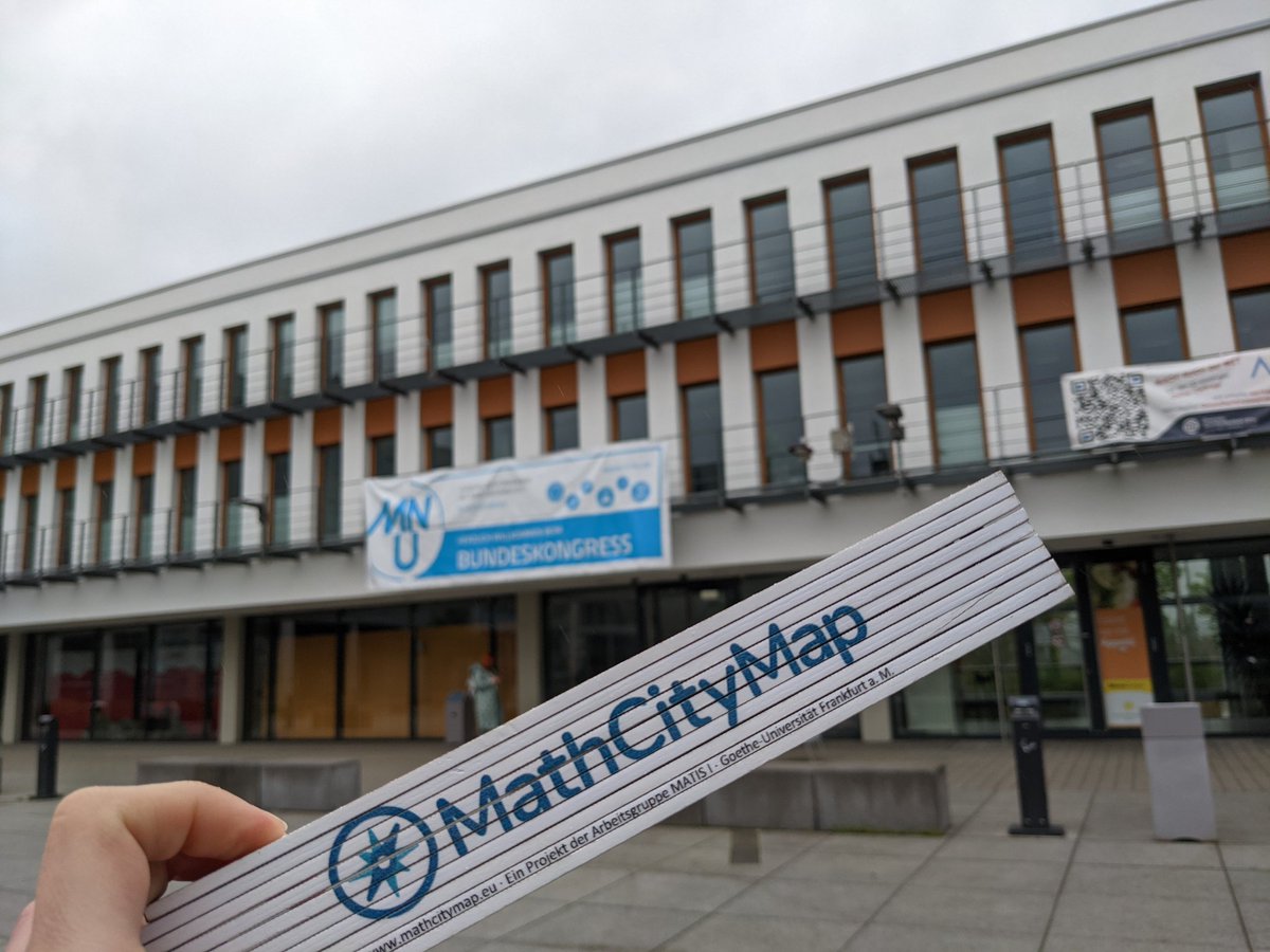 mathcitymap's tweet image. Heute und morgen sind wir für euch auf der #MNUTagung an der @unikoblenzde! Bei uns könnt ihr einen #Mathtrail ausprobieren und eure Fragen rund um #OutdoorMathematik stellen! Wir freuen uns auf euren Besuch 🔢📐➕
#iteachmath @MNU_BUND #koblenz #twlz #mint