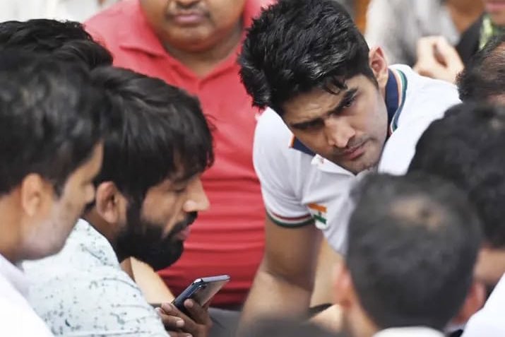 boxervijender's tweet photo. Full support at jantaramantar #IStandwithchampions https://t.co/CNlizr9xjr