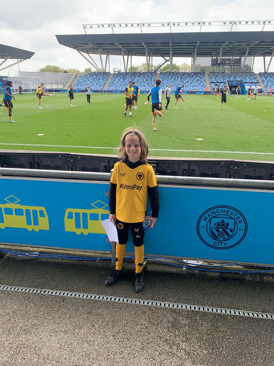 justine_peel's tweet photo. @Young_Wolves Jacob can’t make Brighton but at the under 21s game @robdewolf78 https://t.co/7NYuEvthY0