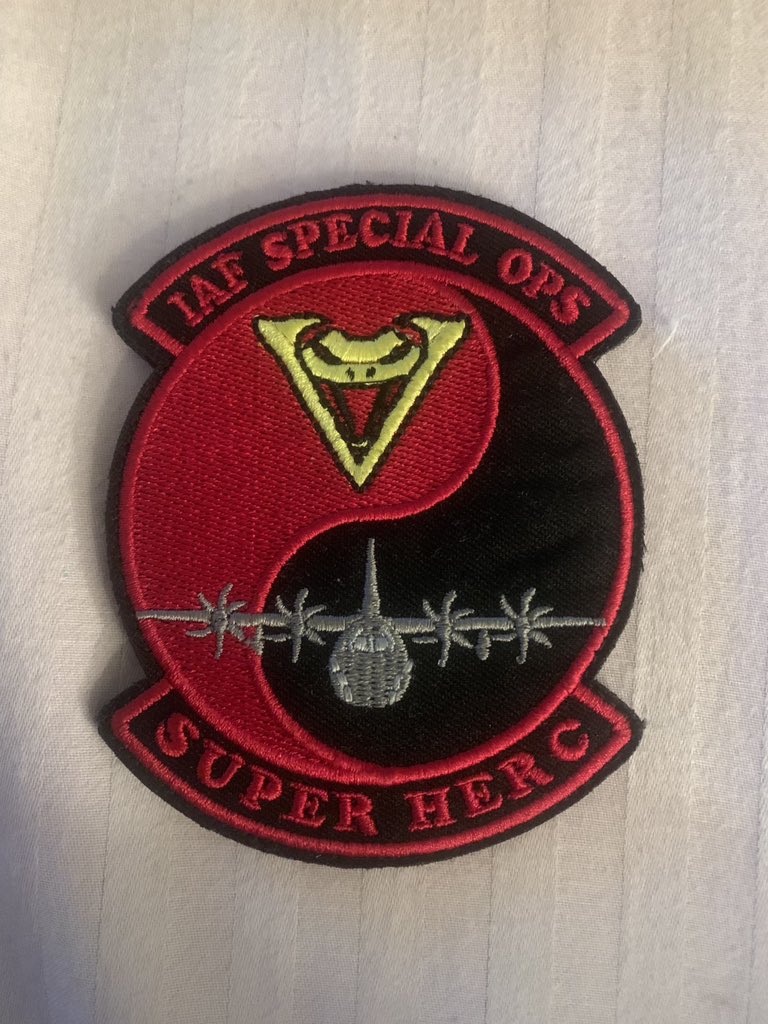 DSY039's tweet image. Was waiting to hear about our very own forces going to the rescue… We see you. We applaud you. We’re proud of you. And we want to hear more about the #GarudCommandos 💪🏽💪🏽💪🏽