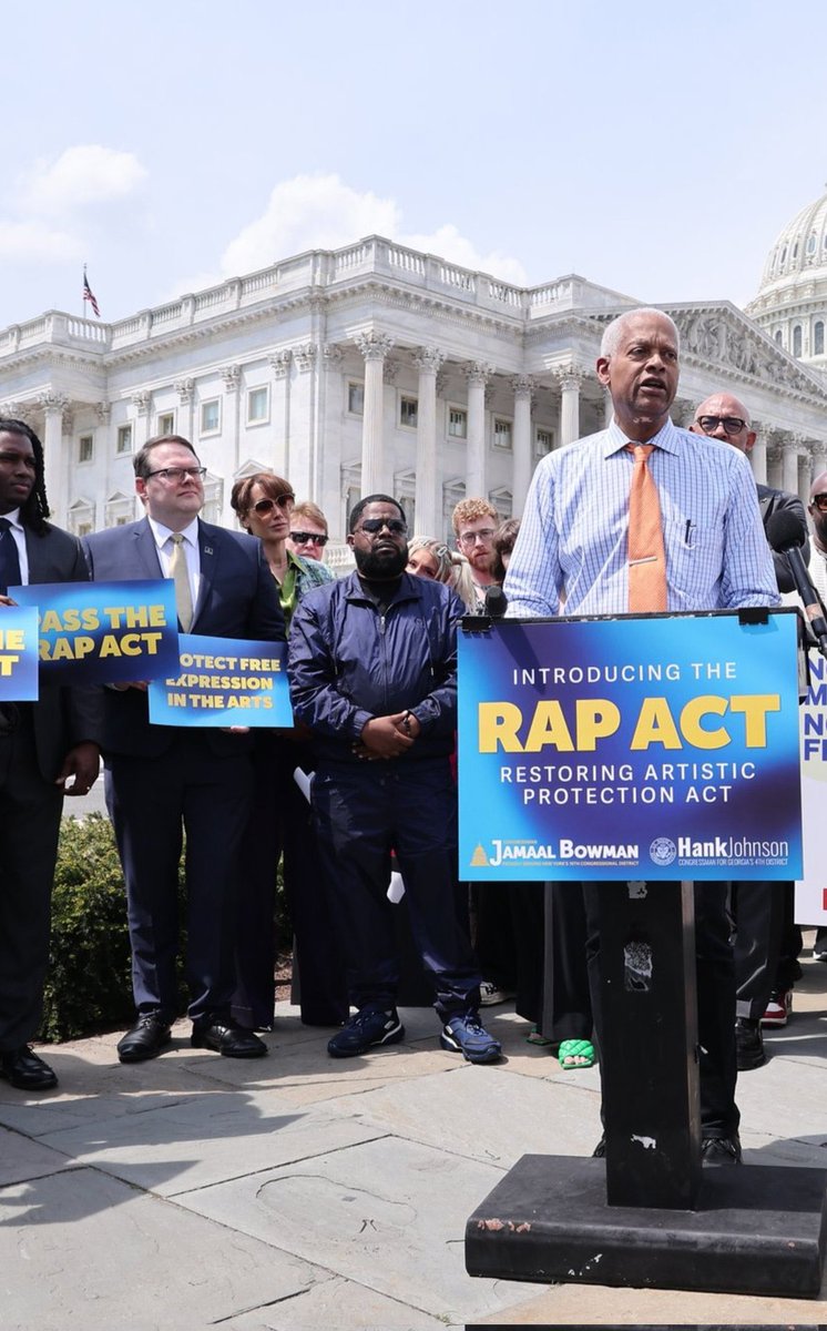 jbealsbrazil's tweet photo. Jennifer compareceu no #GRAMMYsOnTheHill esta semana para apoiar a #RAPAct , legislação crucial que proibirá que letras de rap sejam usadas como prova de crimes. https://t.co/74VkplfRjD