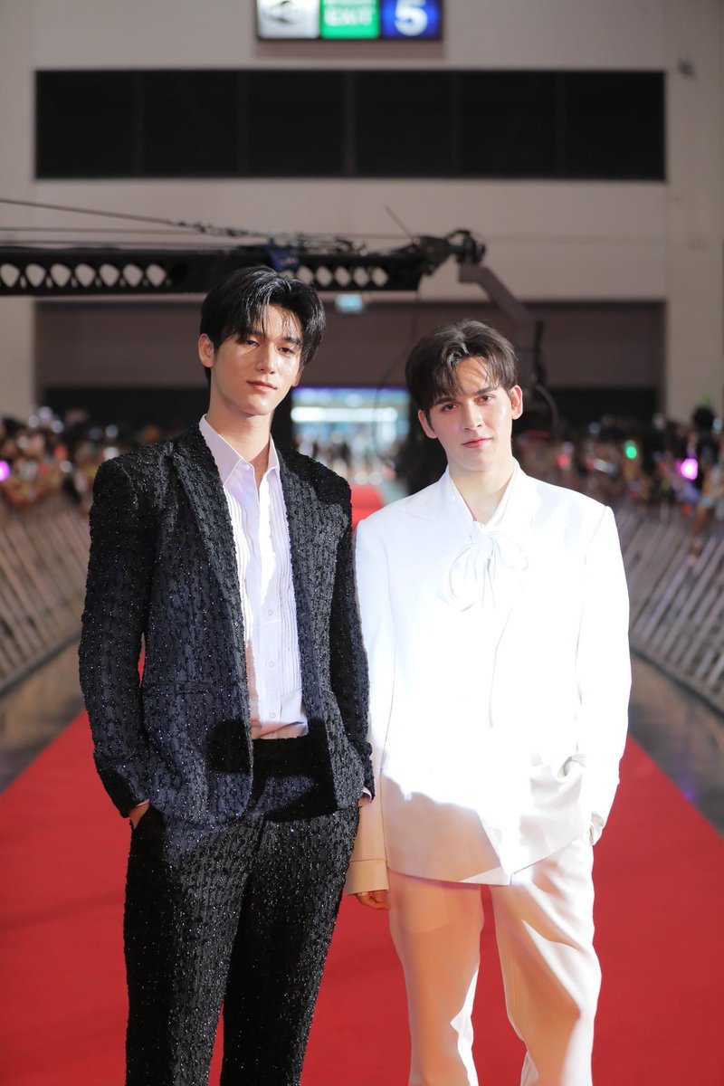 KonnecThai's tweet photo. ภาพบรรยากาศงานเดินพรมแดงงาน KonnecThai EVE  วันนี้ ศิลปินดารามากันเพียบเลย

#KonnecThai  #KonnecEve #ChaEunWoo https://t.co/IqsrwW0yxH