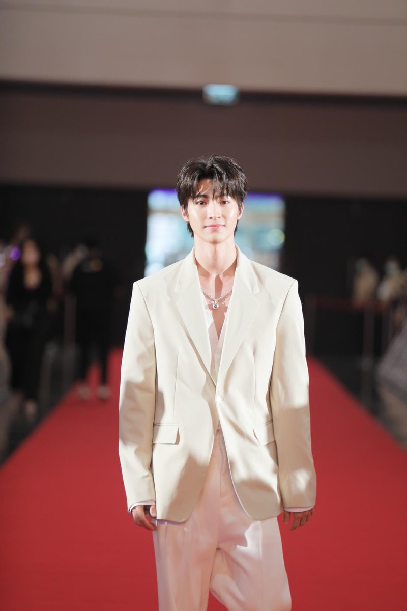 KonnecThai's tweet photo. ภาพบรรยากาศงานเดินพรมแดงงาน KonnecThai EVE  วันนี้ ศิลปินดารามากันเพียบเลย

#KonnecThai  #KonnecEve #ChaEunWoo https://t.co/IqsrwW0yxH