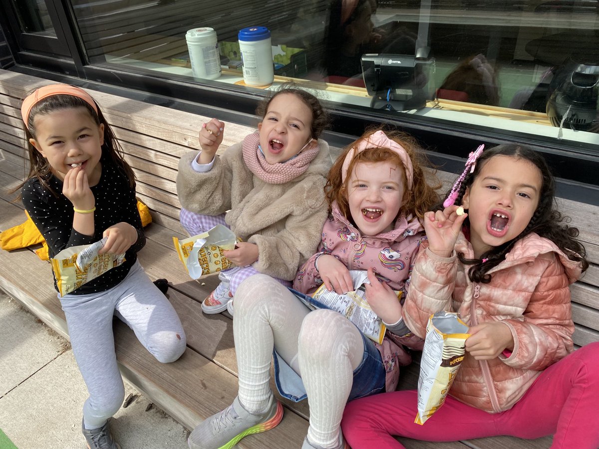 Sarah Charley tweet media