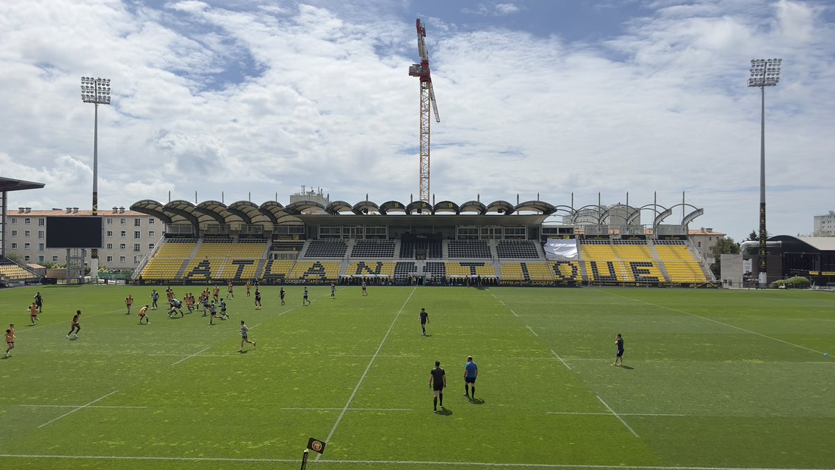 ClubBagnards's tweet photo. 🟡⚫️ En place ! Allez les Espoirs !
#fievreSR #SRMHR #EspoirsU21 https://t.co/hogkb3NIKR