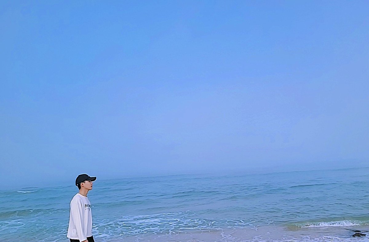 Junhorooms's tweet photo. 너무 예뻤던 바다 ⛱

#바다 #ocean https://t.co/LOqW1muY8R