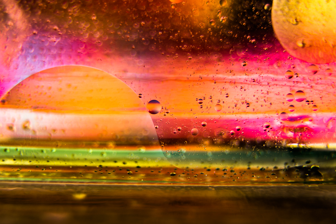 Camerapetslife's tweet photo. This is why I always put water and oil together https://t.co/tplkAyLZHI